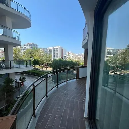 A Luxury Oasis In The Heart Of Kyrenia Apartment *